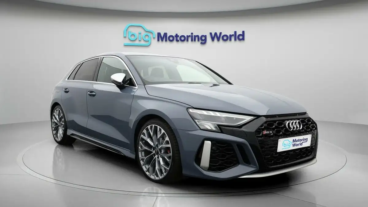 2022-audi-rs3-25-tfsi-sportback-5d-big-46