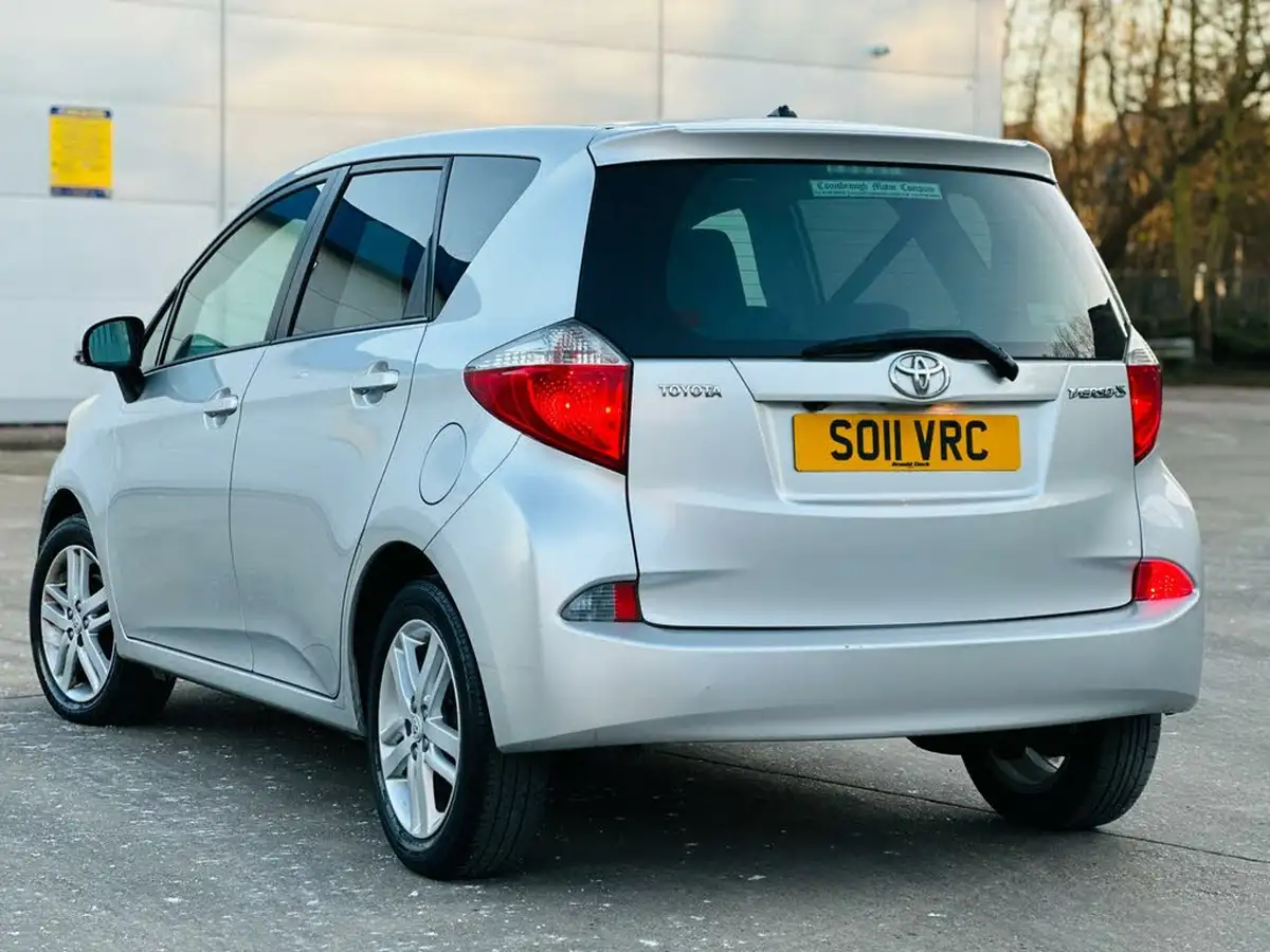 2011-toyota-verso-s-133-t-spirit-big-4