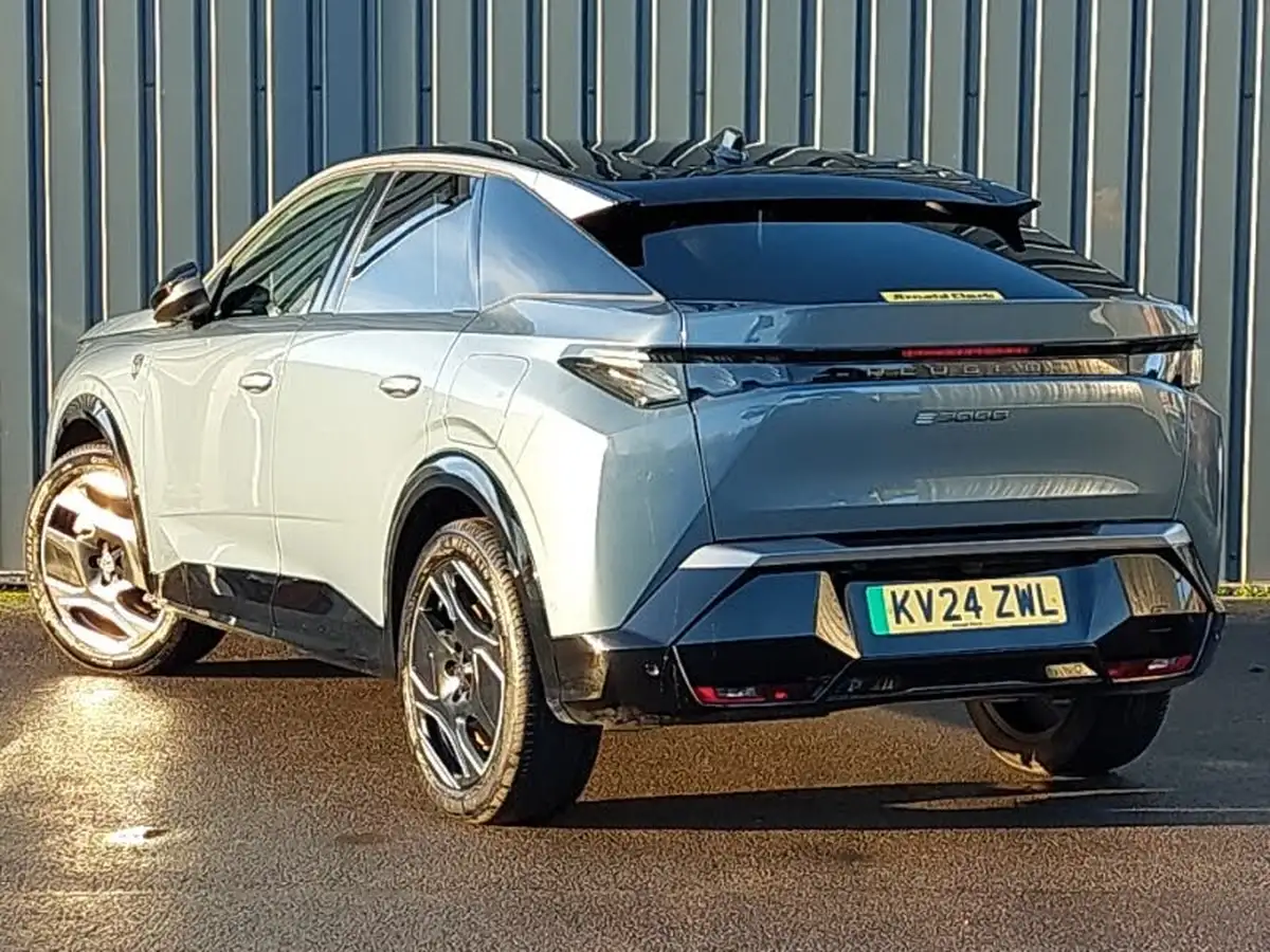 2024-peugeot-3008-suv-e-gt-big-1