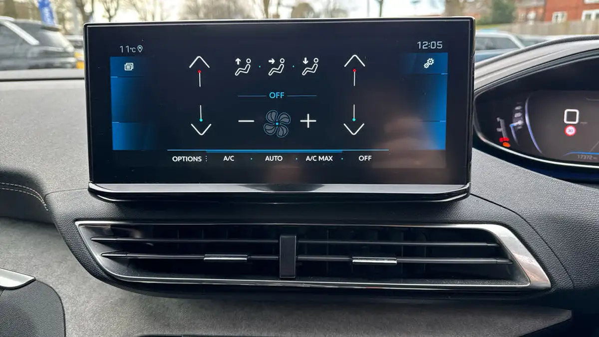 2021-peugeot-3008-suv-12-puretech-gt-eat8-big-9