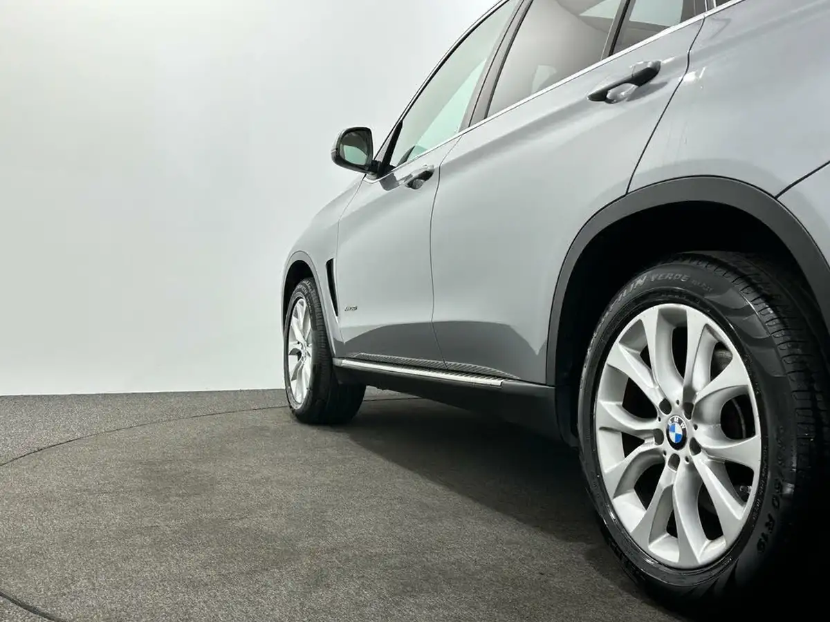 2017-bmw-x5-44-xdrive50i-se-big-48