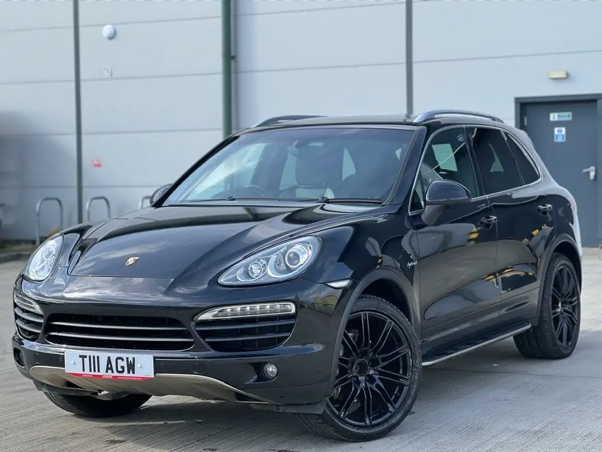 2012-porsche-cayenne-30-s-big-6