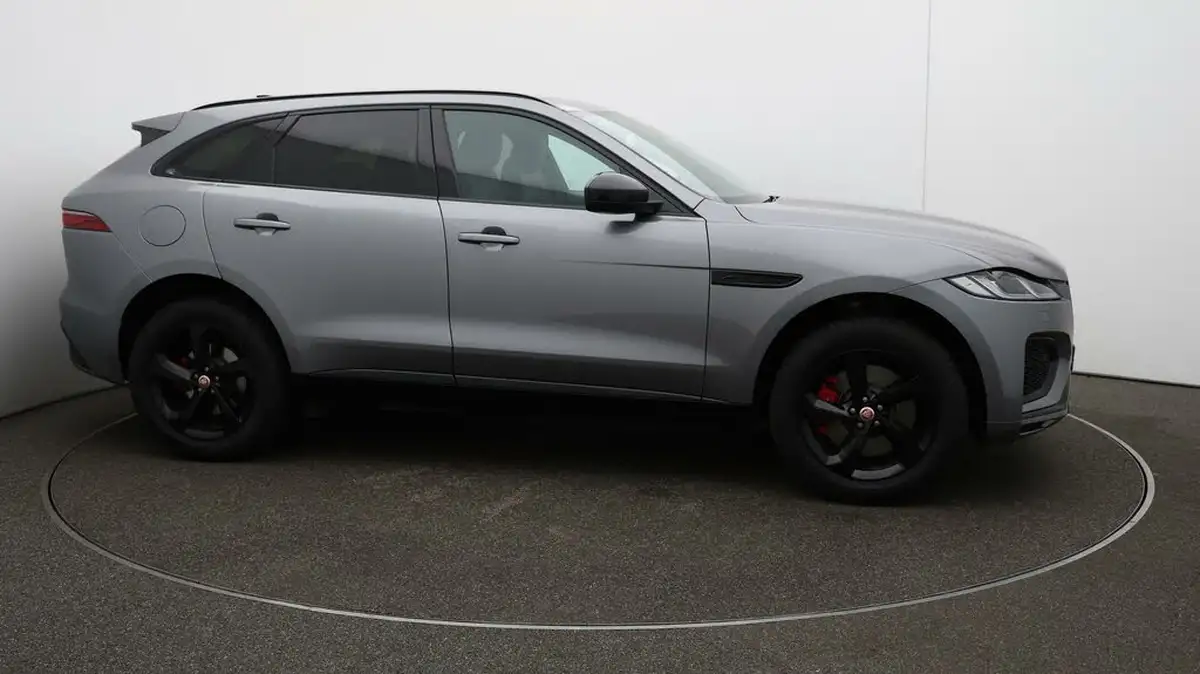 2023-jaguar-f-pace-20-p250-r-dynamic-black-big-44