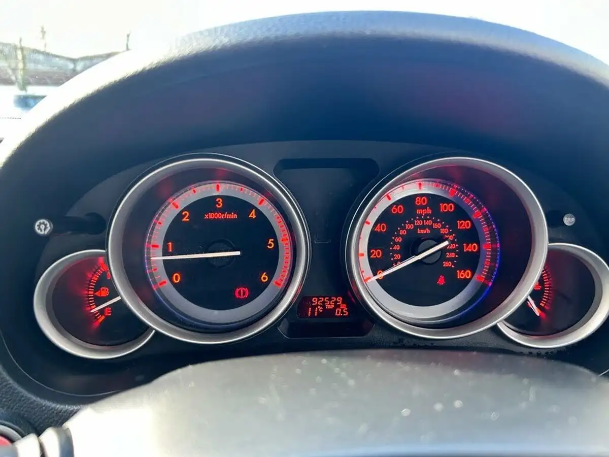 2009-mazda-mazda6-22td-sport-hatchback-big-8