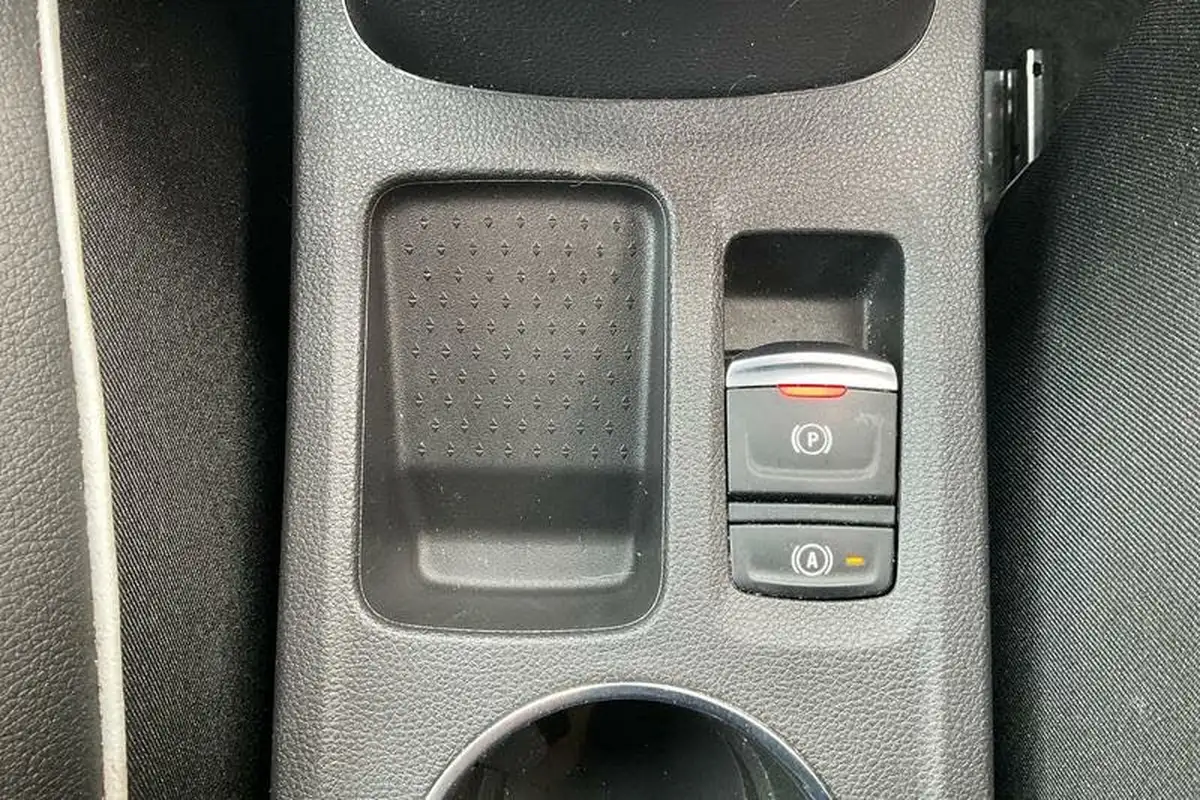 2023-renault-captur-16-techno-145ps-full-big-35