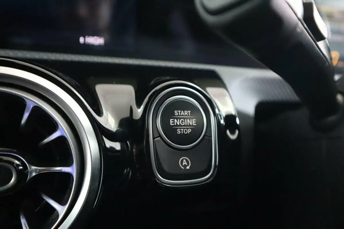 2022-mercedes-benz-a-class-20-a35-amg-executive-edition-hatchback-5d-big-62