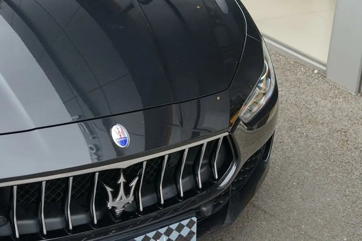 2019-maserati-ghibli-30td-ss-big-8