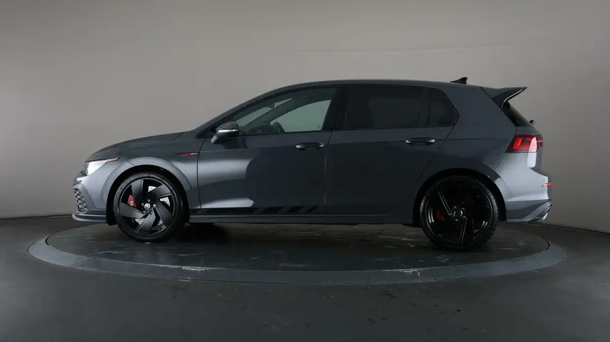 2023-volkswagen-golf-20-tsi-gti-clubsport-big-27