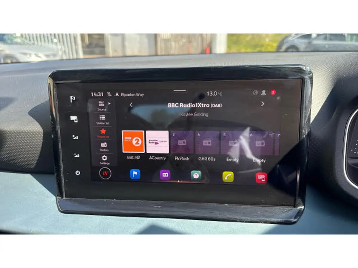 2022-seat-arona-10-tsi-xperience-lux-dsg-big-31