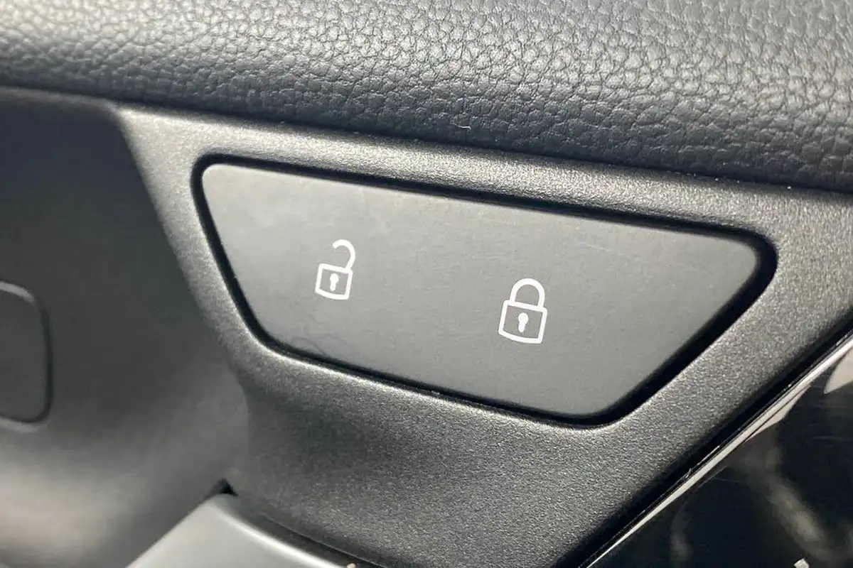 2024-volkswagen-tiguan-15-tsi-r-line-204ps-ehybrid-big-38