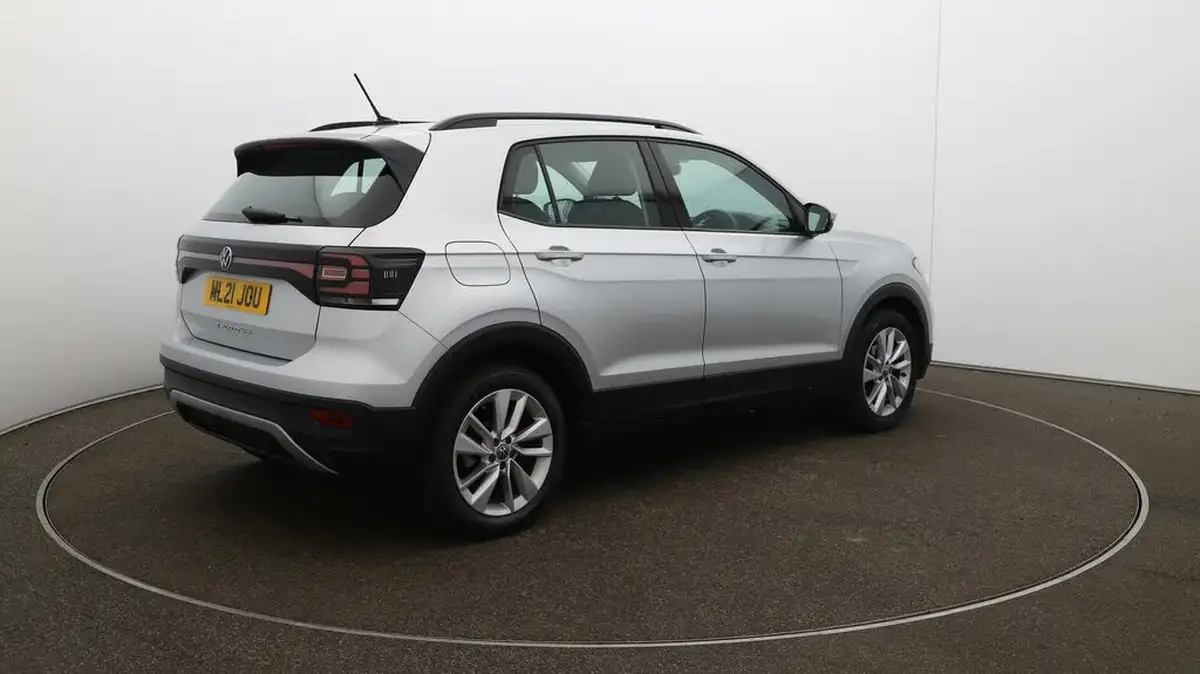 2021-volkswagen-t-cross-10-tsi-se-115ps-big-44