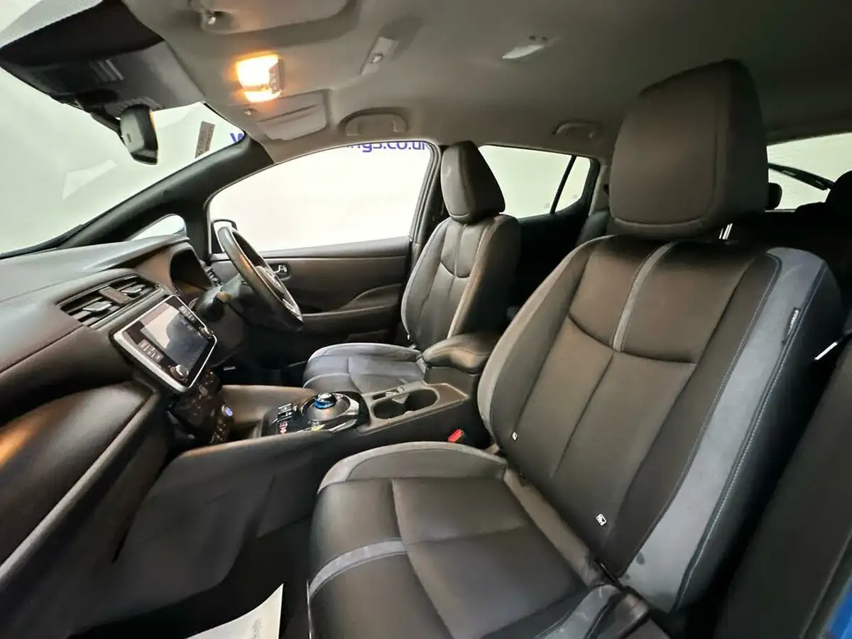 2019-nissan-leaf-e-tekna-big-23
