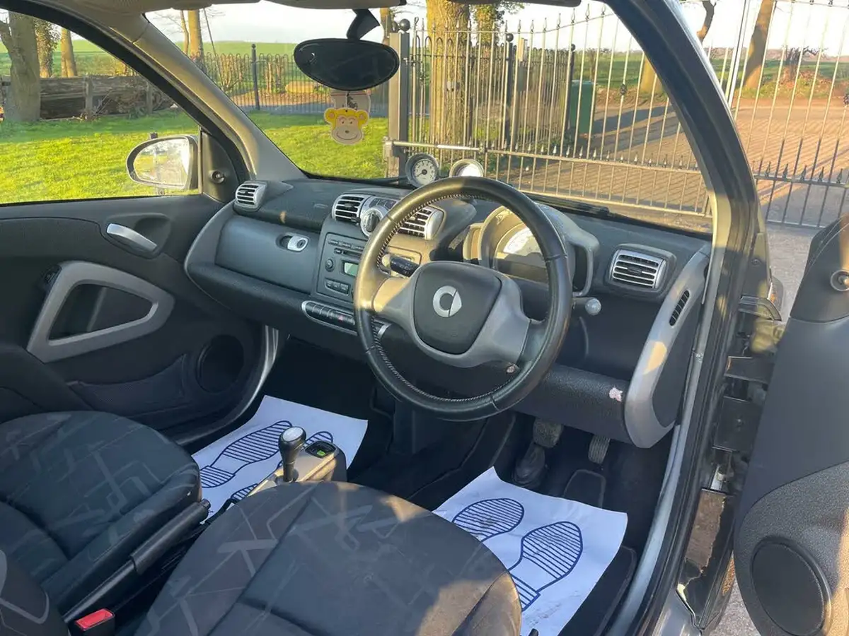 2009-smart-fortwo-10-passion-71bhp-coupe-big-2