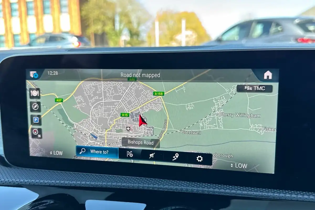 2019-mercedes-benz-a-class-20d-a200d-amg-line-premium-hatchback-5d-big-37