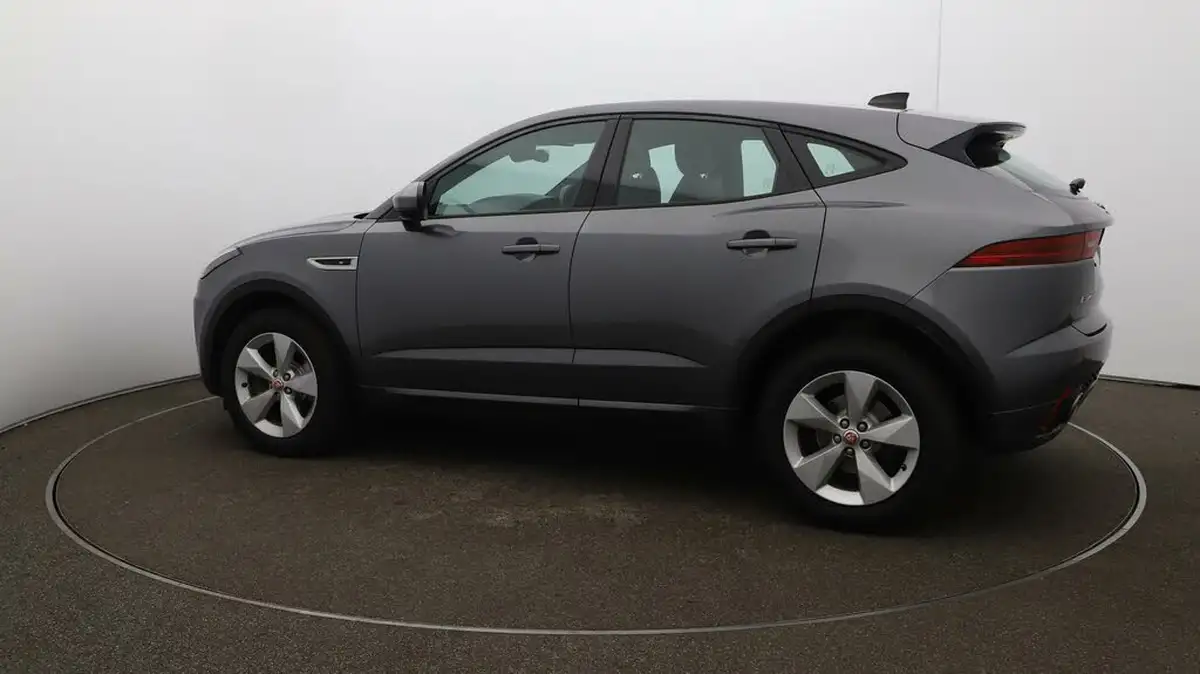2020-jaguar-e-pace-20-i4d-r-dynamic-s-150ps-awd-auto-big-41