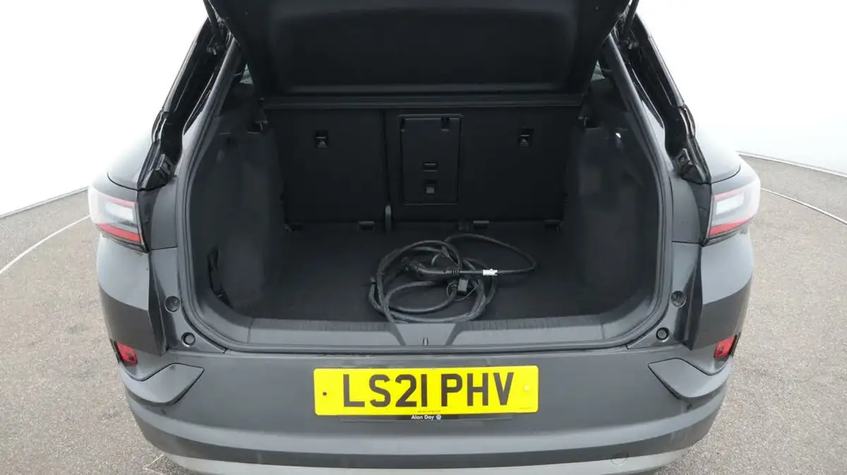 2021-volkswagen-id4-e-first-edition-big-17