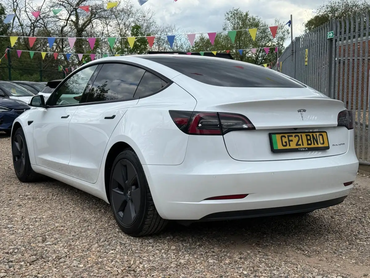 2021-tesla-model-3-e-long-range-4x4-big-6