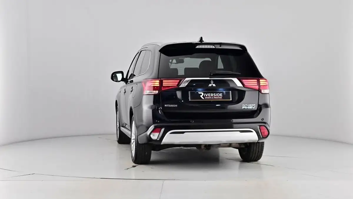 2019-mitsubishi-outlander-24-5hs-phev-big-66