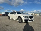 2018-bmw-7-series-66-m760li-small-13