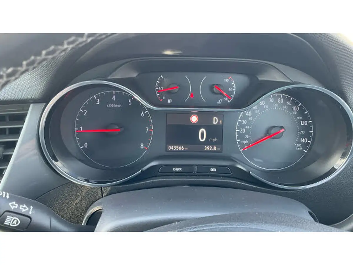 2021-vauxhall-crossland-12-elite-nav-130ps-auto-big-17