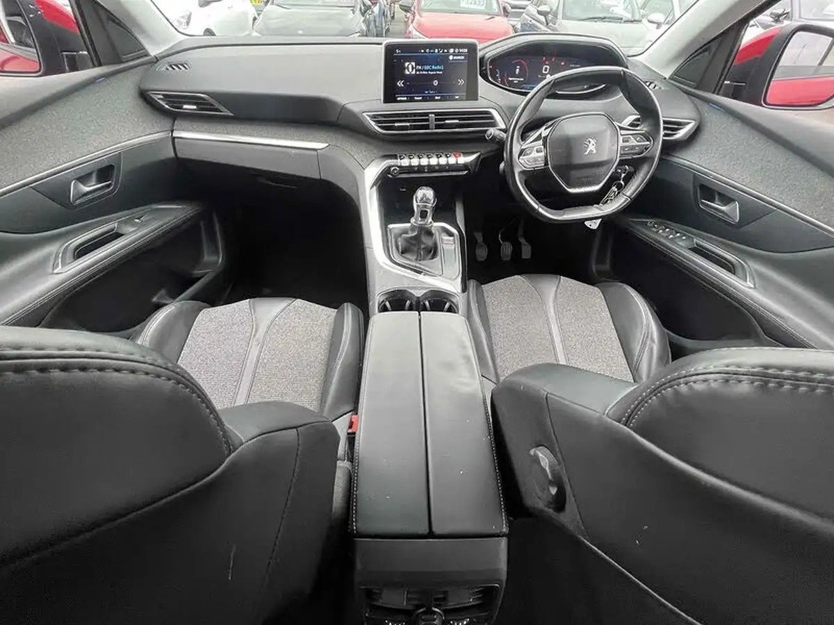 2017-peugeot-3008-suv-16-bluehdi-allure-big-25