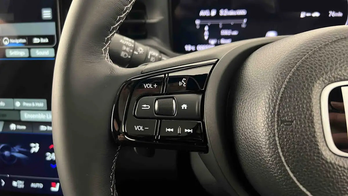 2024-honda-eny1-e-advance-big-14