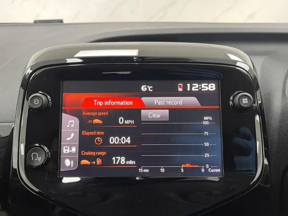 2021-toyota-aygo-10-vvt-i-x-clusiv-big-18
