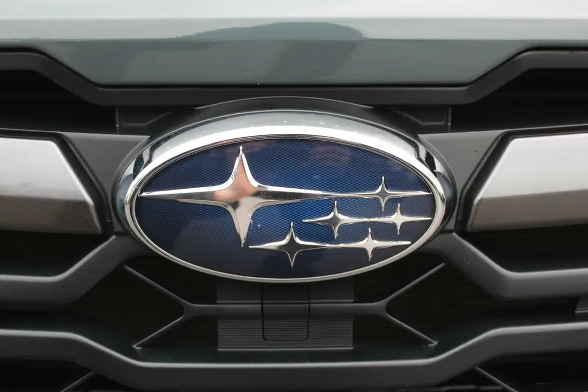 2024-subaru-crosstrek-20i-e-boxer-touring-big-9