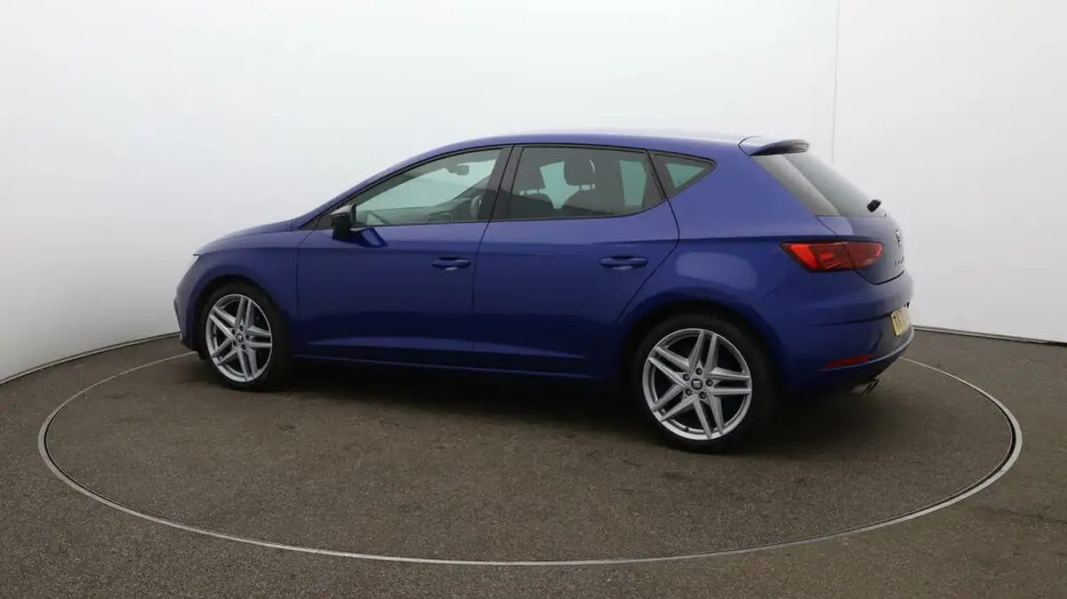 2020-seat-leon-15-tsi-evo-fr-black-edition-150ps-hatchback-dsg-big-39