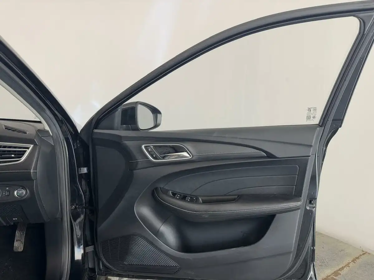 2022-mg-mg5-e-exclusive-ev-long-range-big-19