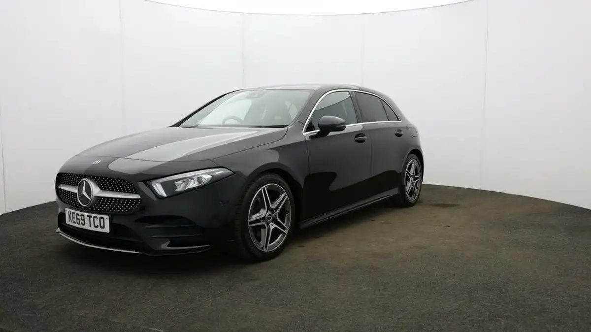 2020-mercedes-benz-a-class-13-a180-amg-line-executive-hatchback-5d-big-29