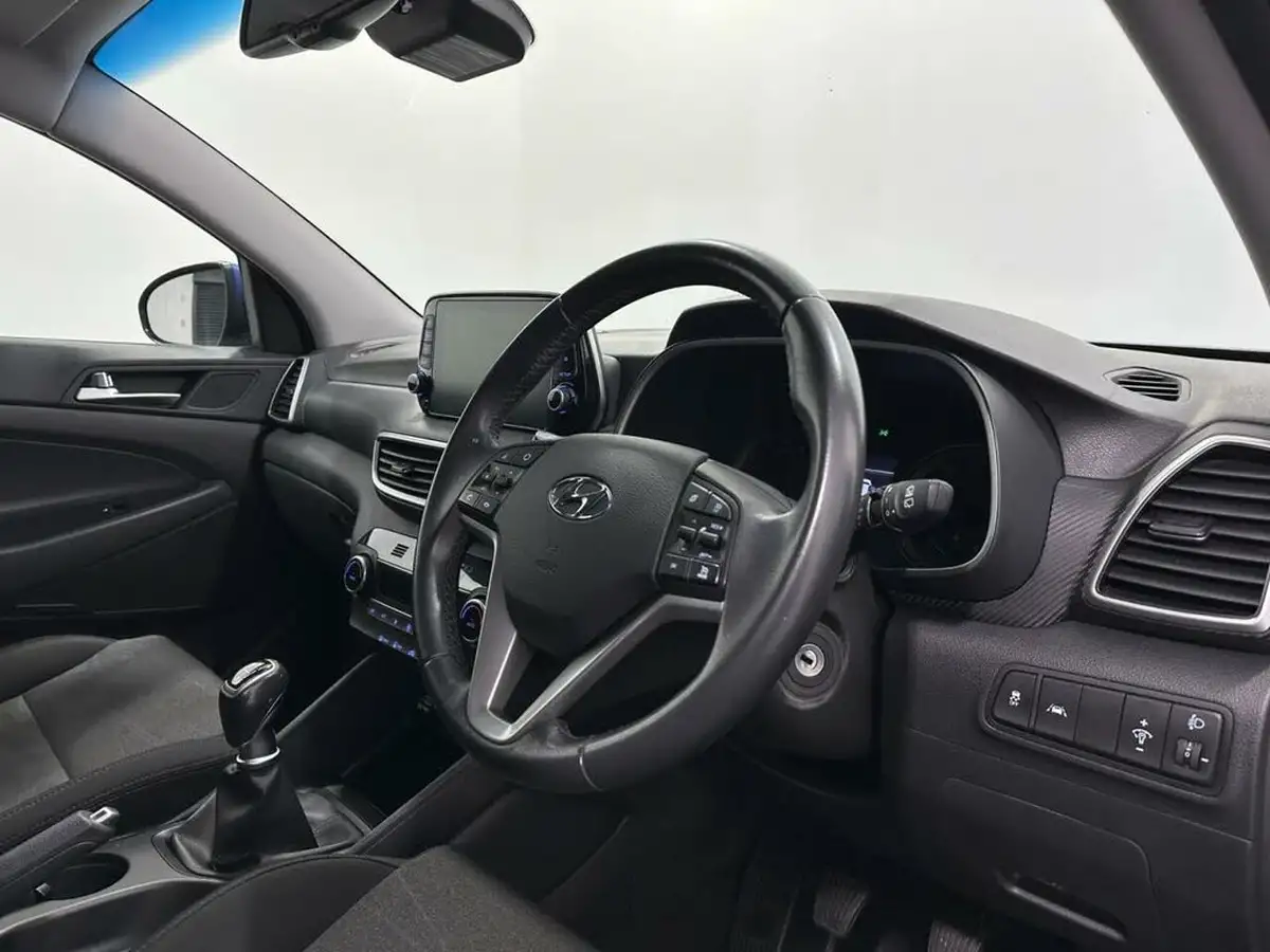 2018-hyundai-tucson-16-gdi-se-nav-big-8