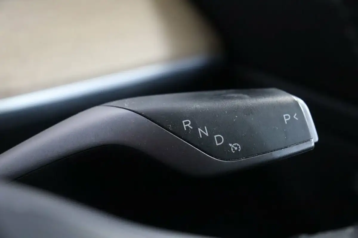 2019-tesla-model-3-e-standard-plus-big-22