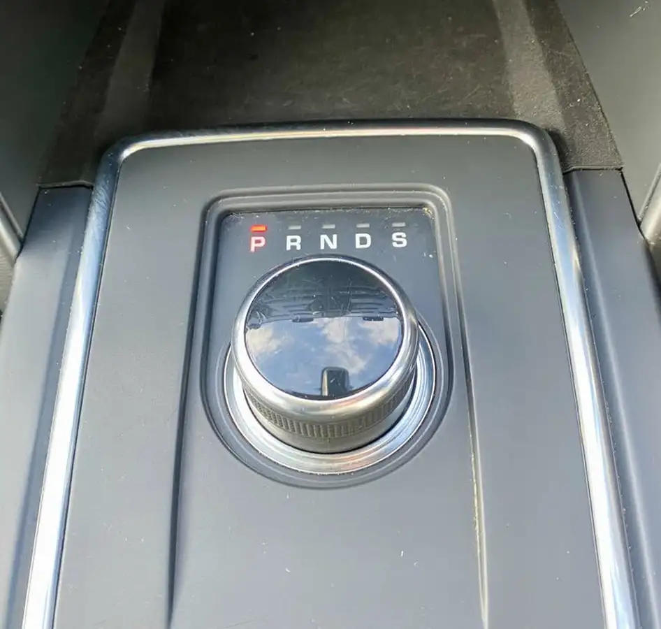 2019-land-rover-discovery-sport-20td4-landmark-big-23