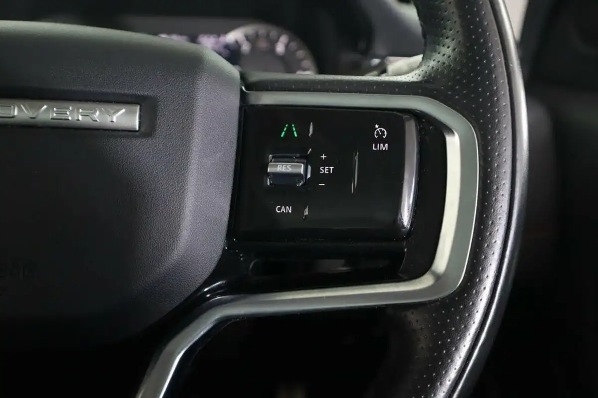 2021-land-rover-discovery-sport-20-d200-r-dynamic-s-plus-big-16
