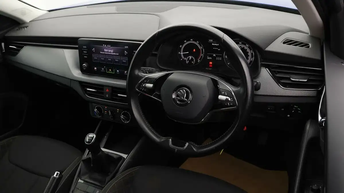 2021-skoda-kamiq-15-tsi-se-big-8