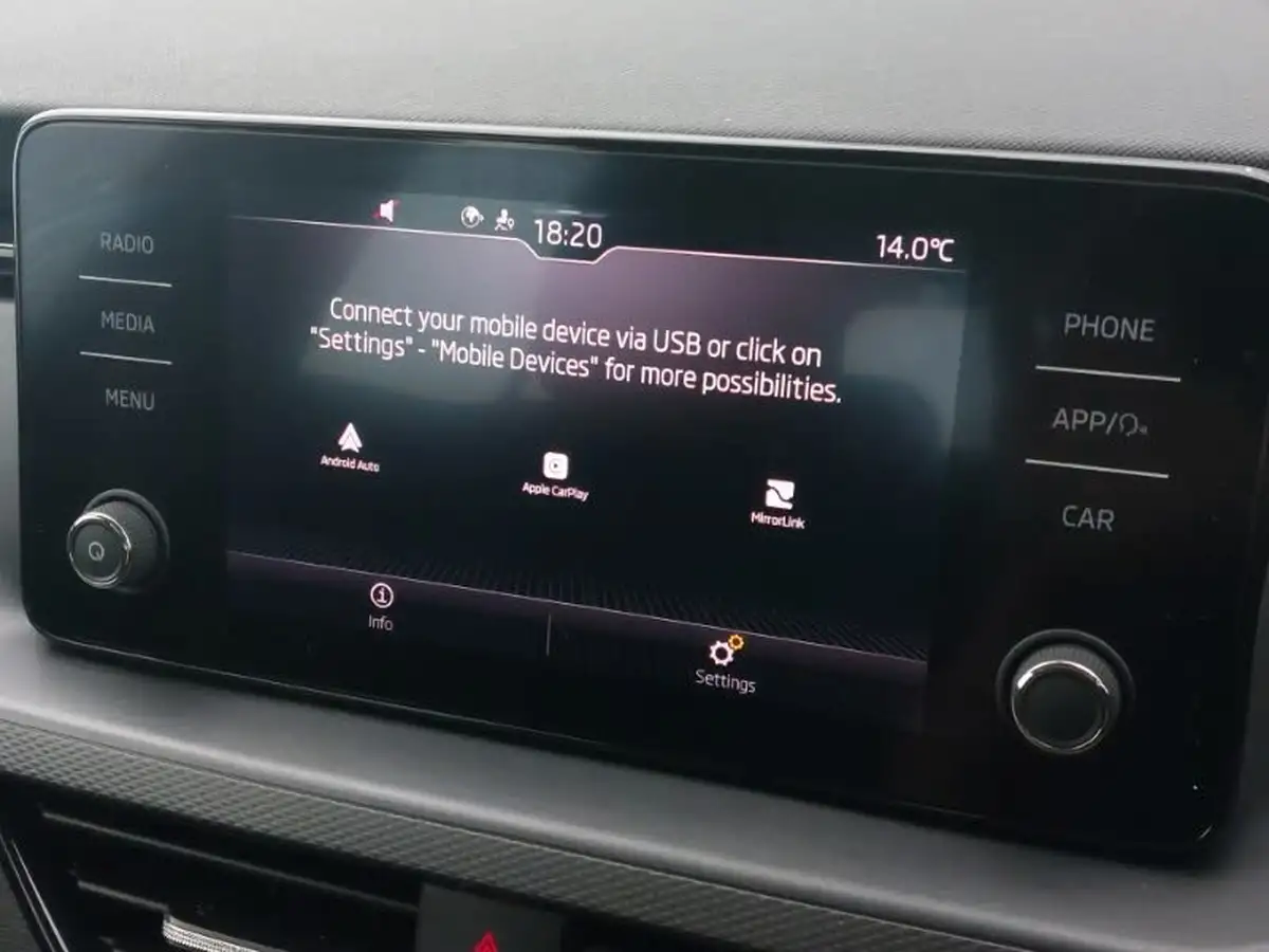 2022-skoda-kamiq-10-tsi-se-109ps-dsg-big-13