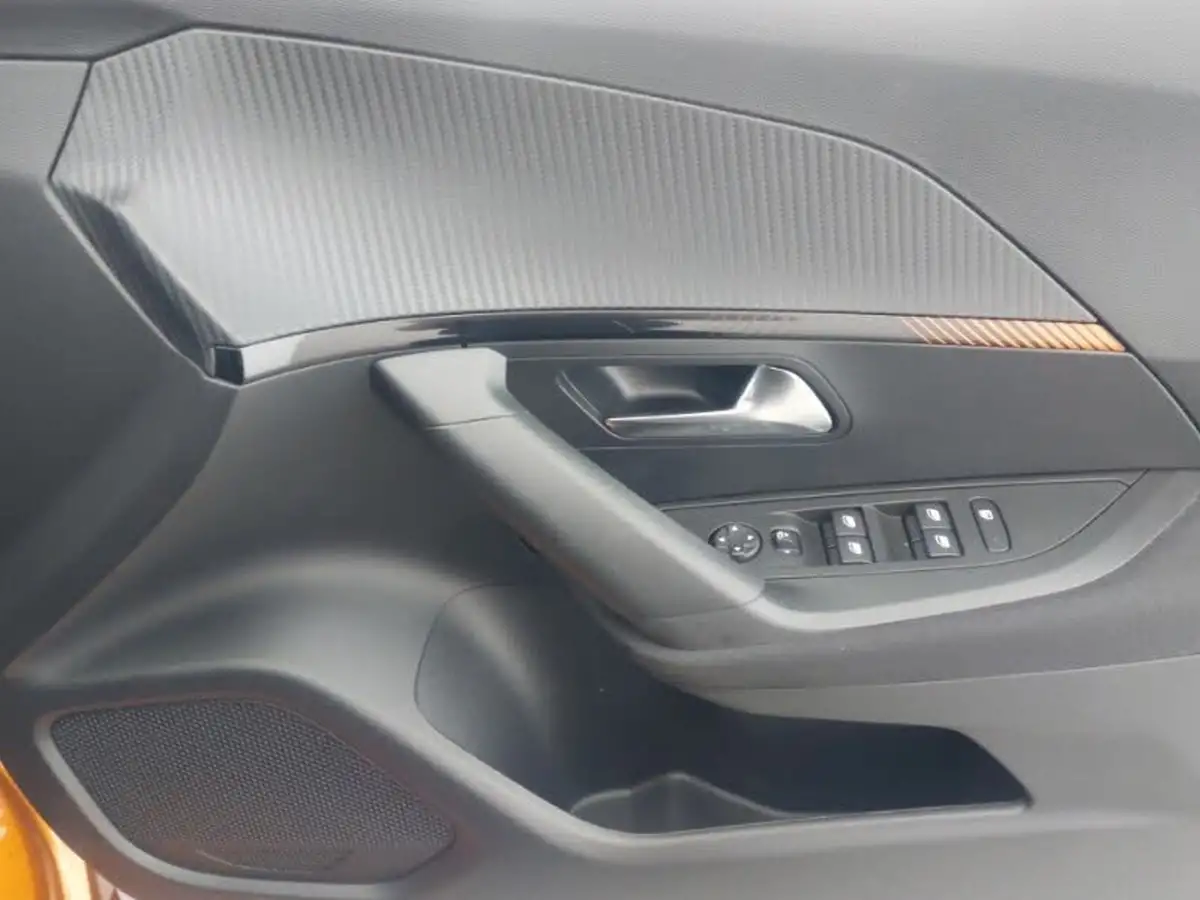2023-peugeot-2008-suv-12-puretech-active-premium-big-14