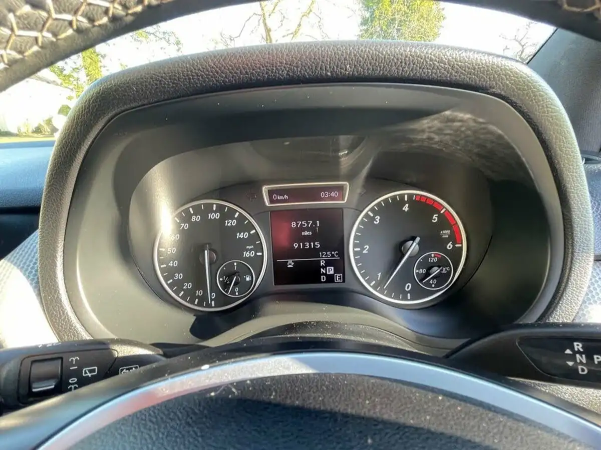 2012-mercedes-benz-b-class-18td-b200-sport-18cdi-blue-f-7g-dct-big-29