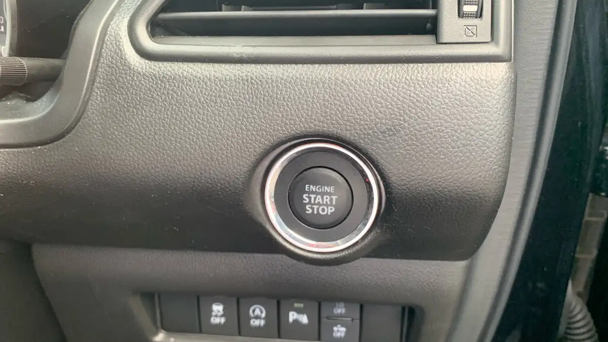 2021-suzuki-swift-14-boosterjet-sport-big-39