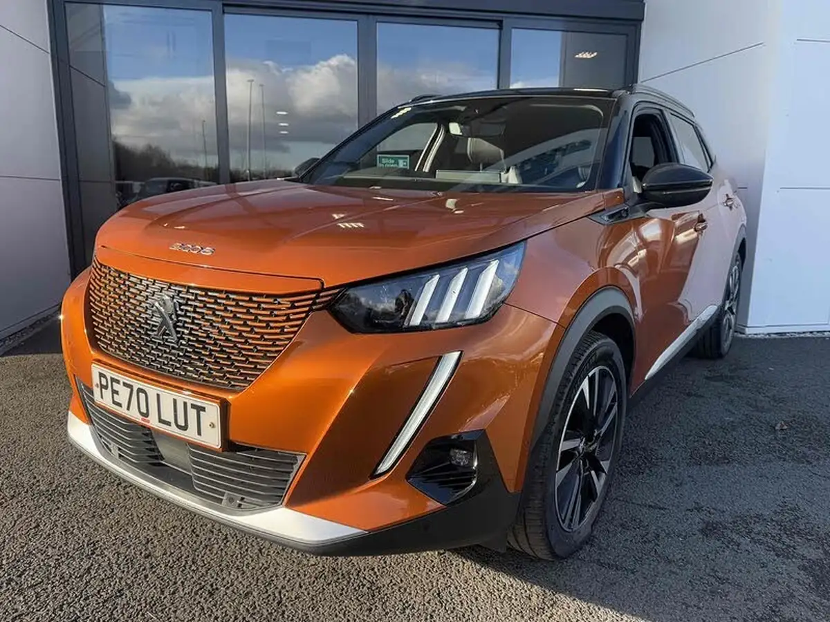 2020-peugeot-2008-suv-e-gt-big-21