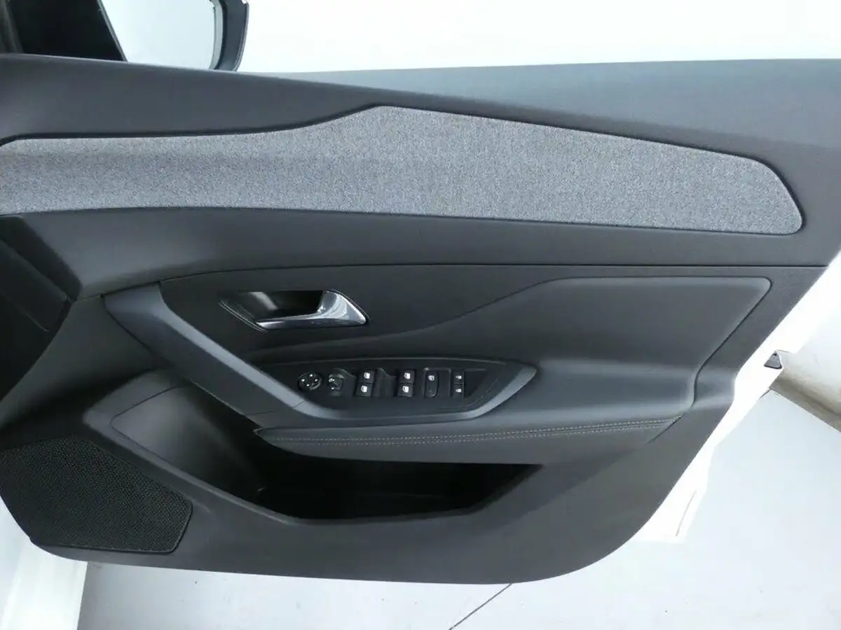 2023-peugeot-308-sw-12-puretech-allure-premium-130ps-big-20