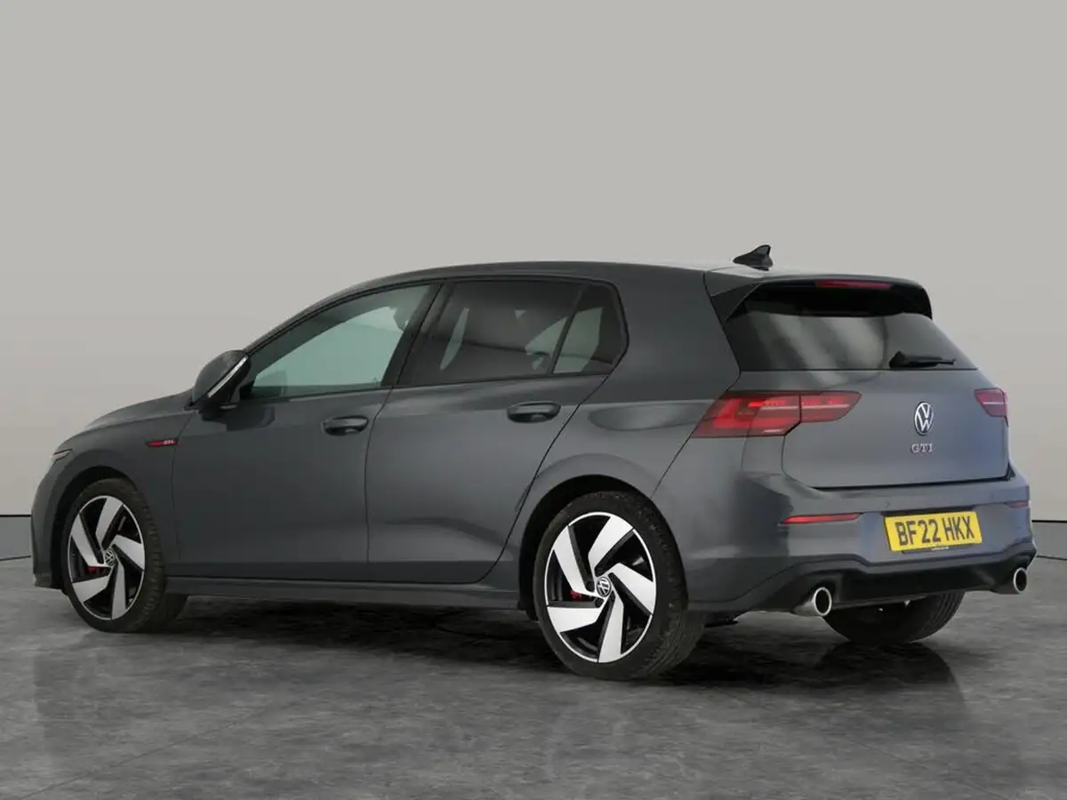 2022-volkswagen-golf-20-tsi-gti-dsg-big-6