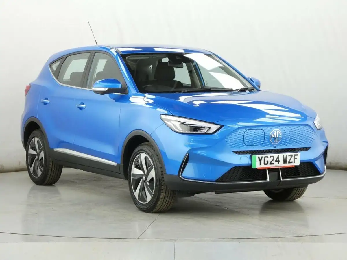 2024-mg-zs-suv-e-se-ev-176ps-big-3