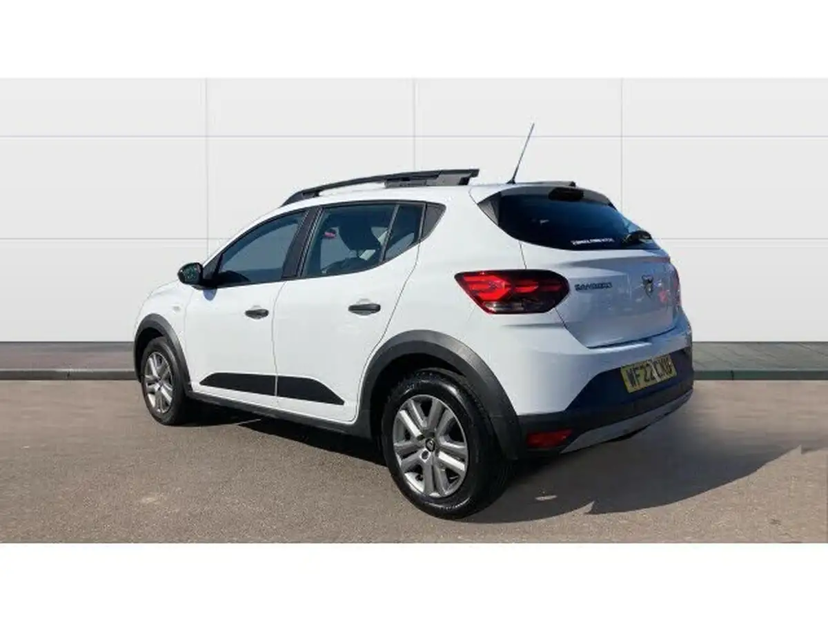 2022-dacia-sandero-stepway-10-tce-essential-90bhp-big-1