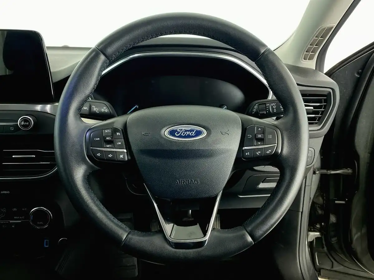 2019-ford-focus-10t-titanium-ss-hatchback-big-15