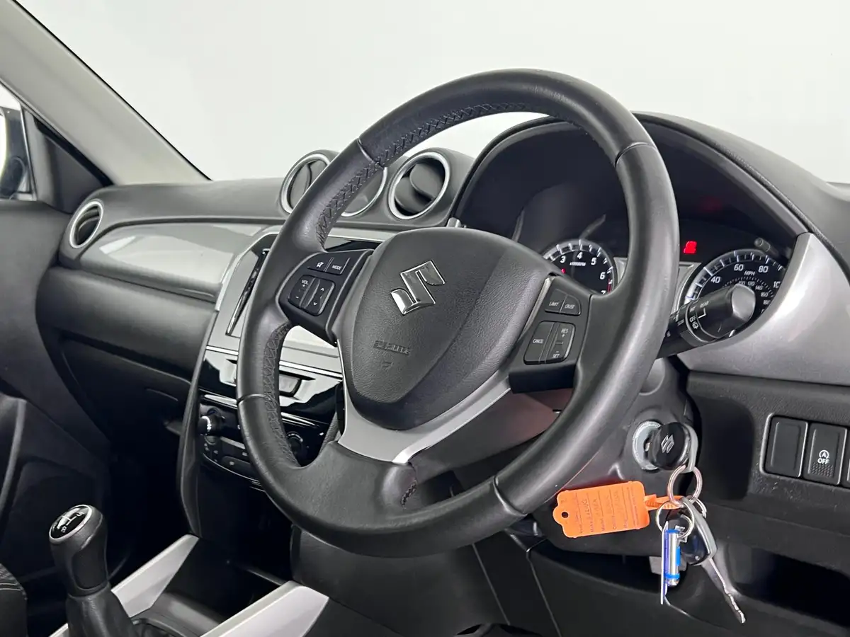 2018-suzuki-vitara-16-sz-t-big-10