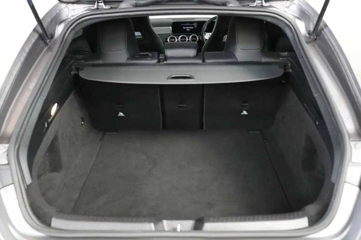 2022-mercedes-benz-cla-13-cla-180-amg-line-premium-plus-shooting-brake-5d-big-21