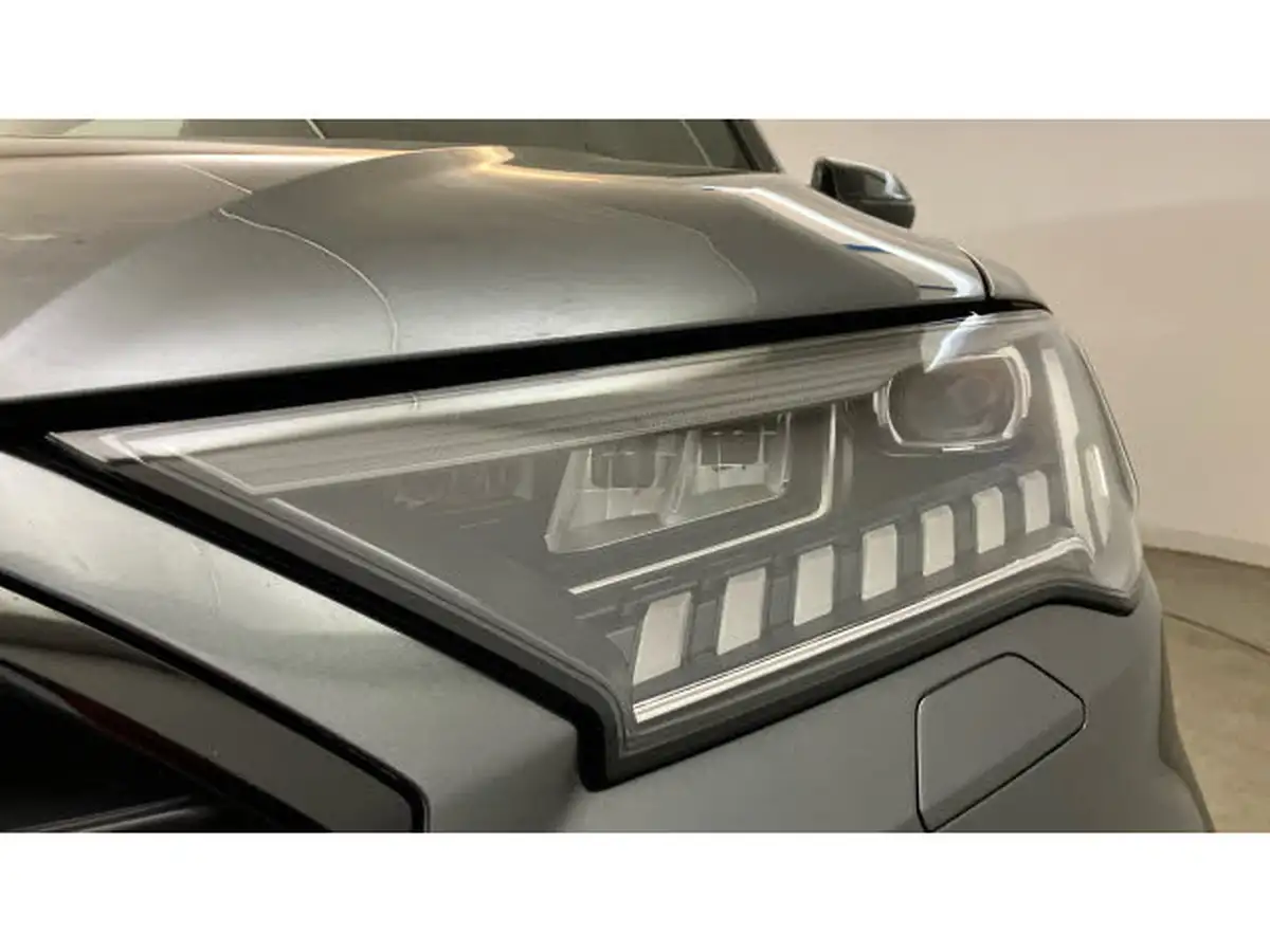 2022-audi-q7-30-50-tdi-black-edition-big-37