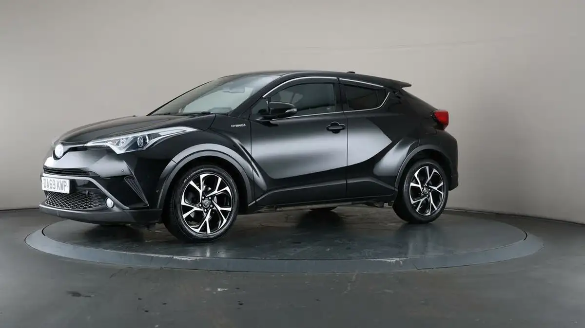 2019-toyota-c-hr-18-vvt-i-design-big-33